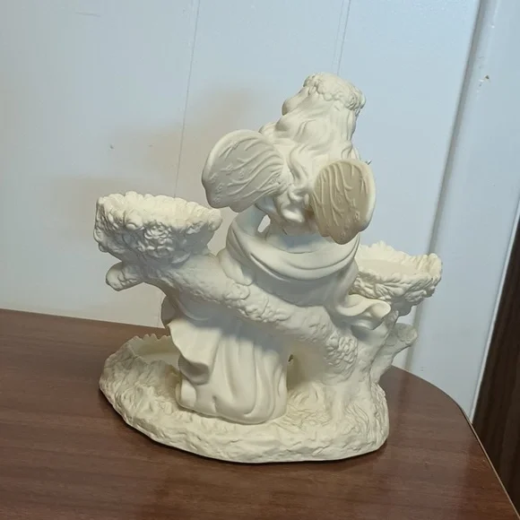 PartyLite P7298 Ariana's Garden Fairy Statue Tea Light Candle Holder Figurine - Picture 3 of 9